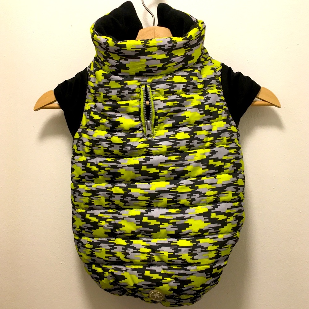 Dog size L winter jacket with Velcro closure & fleece lining yellow black grey